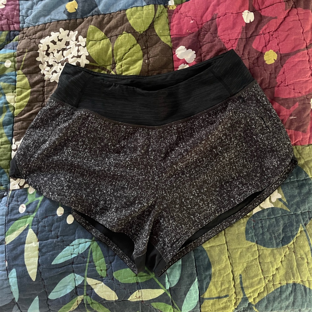 Outdoor Voices 2.5” Hudson Shorts